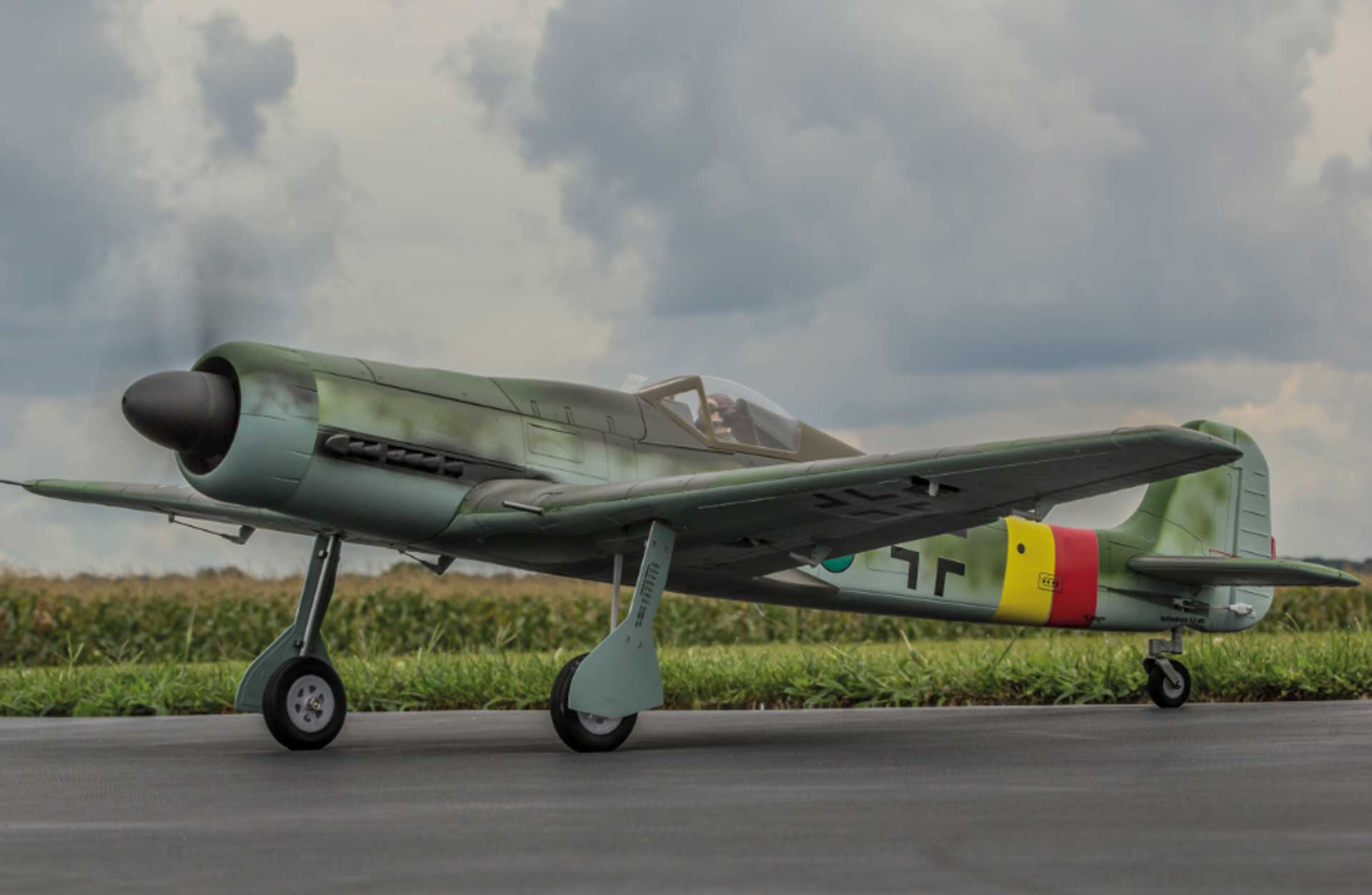 FlightLine Focke Wulf Ta-152H PNP 1,3m 51"