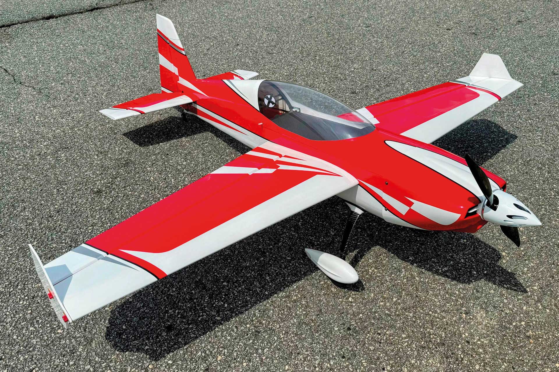 EXTREMEFLIGHT-RC EXTRA NG 67" Rot/Weiss RXR ( empfängerfertig )