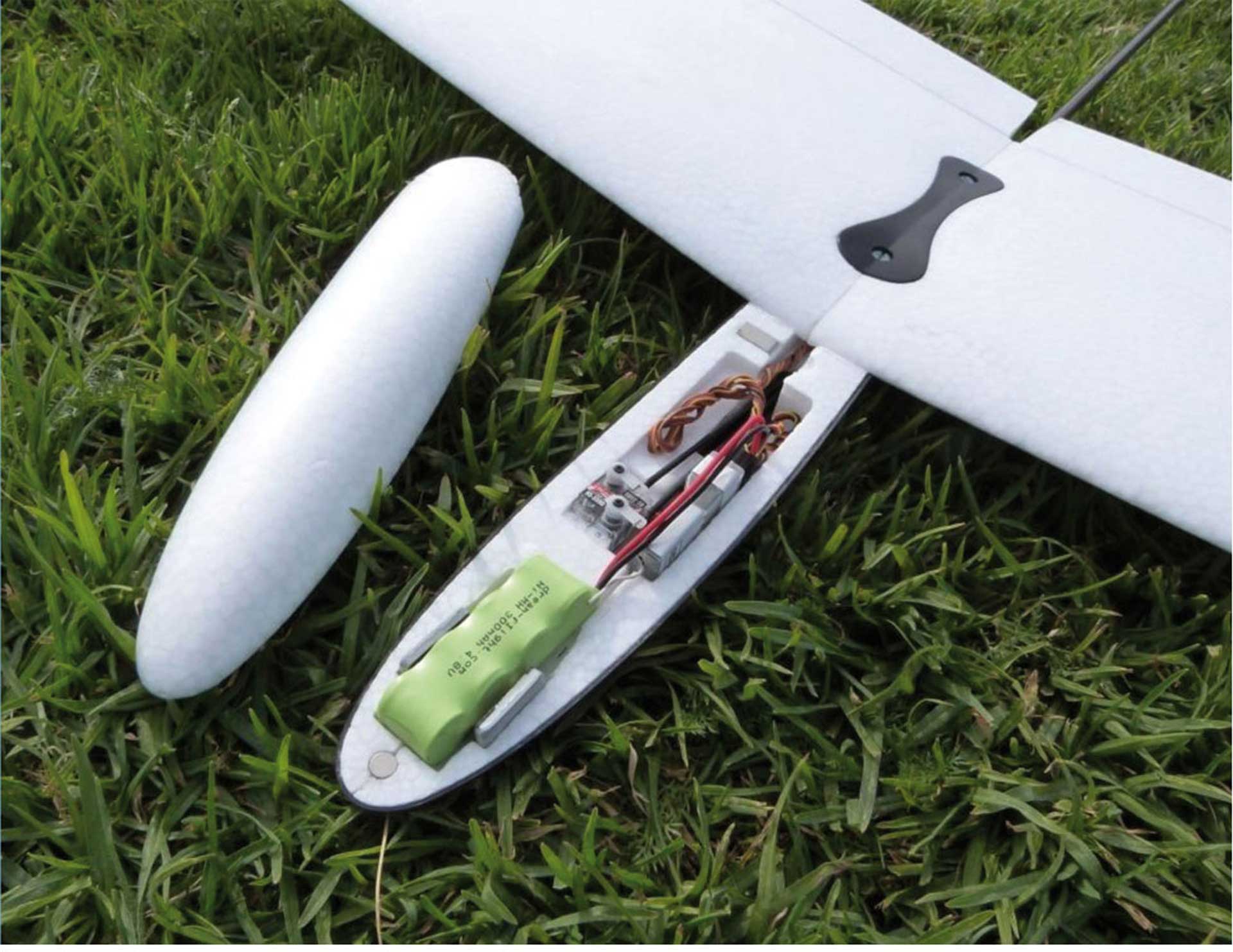 DREAM-FLIGHT LIBELLE DLG ARF PLANEUR RC EN MOUSSE EPO AVEC FUSELAGE EN ...